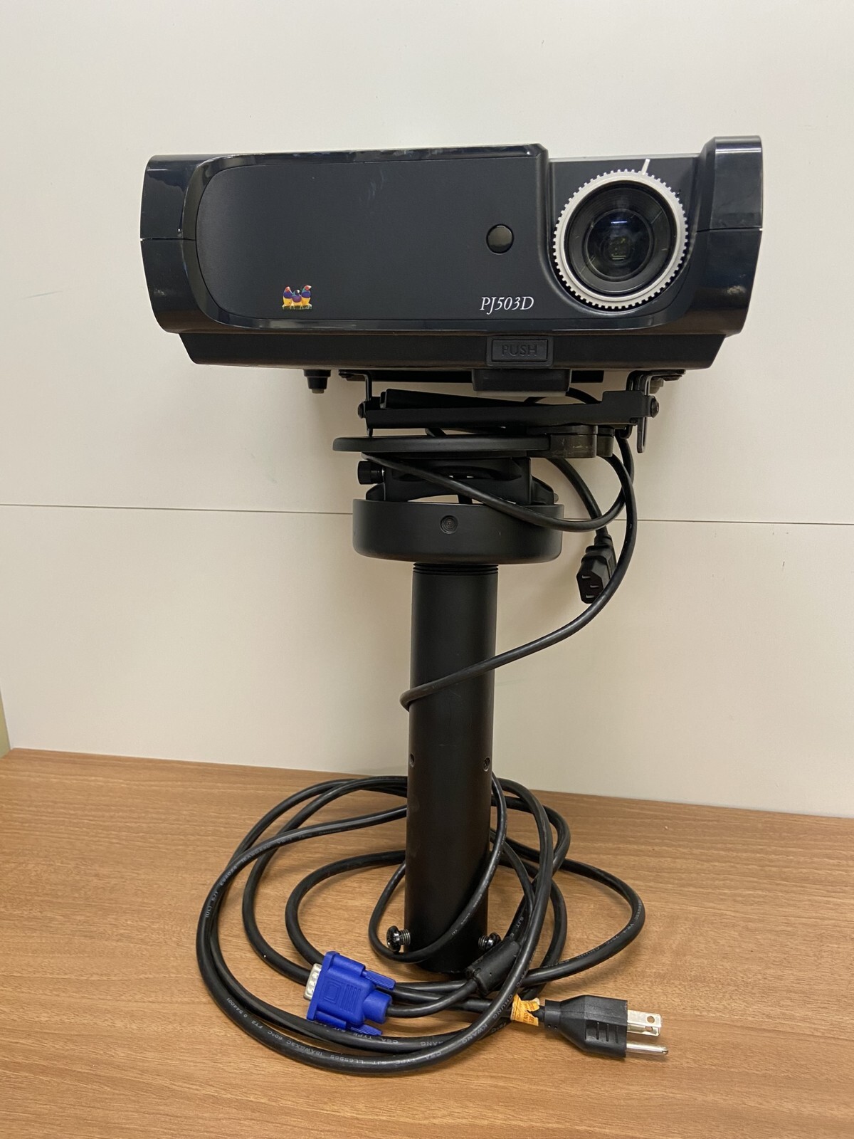 Viewsonic Projector PJ503D w/ Mount Black eBay
