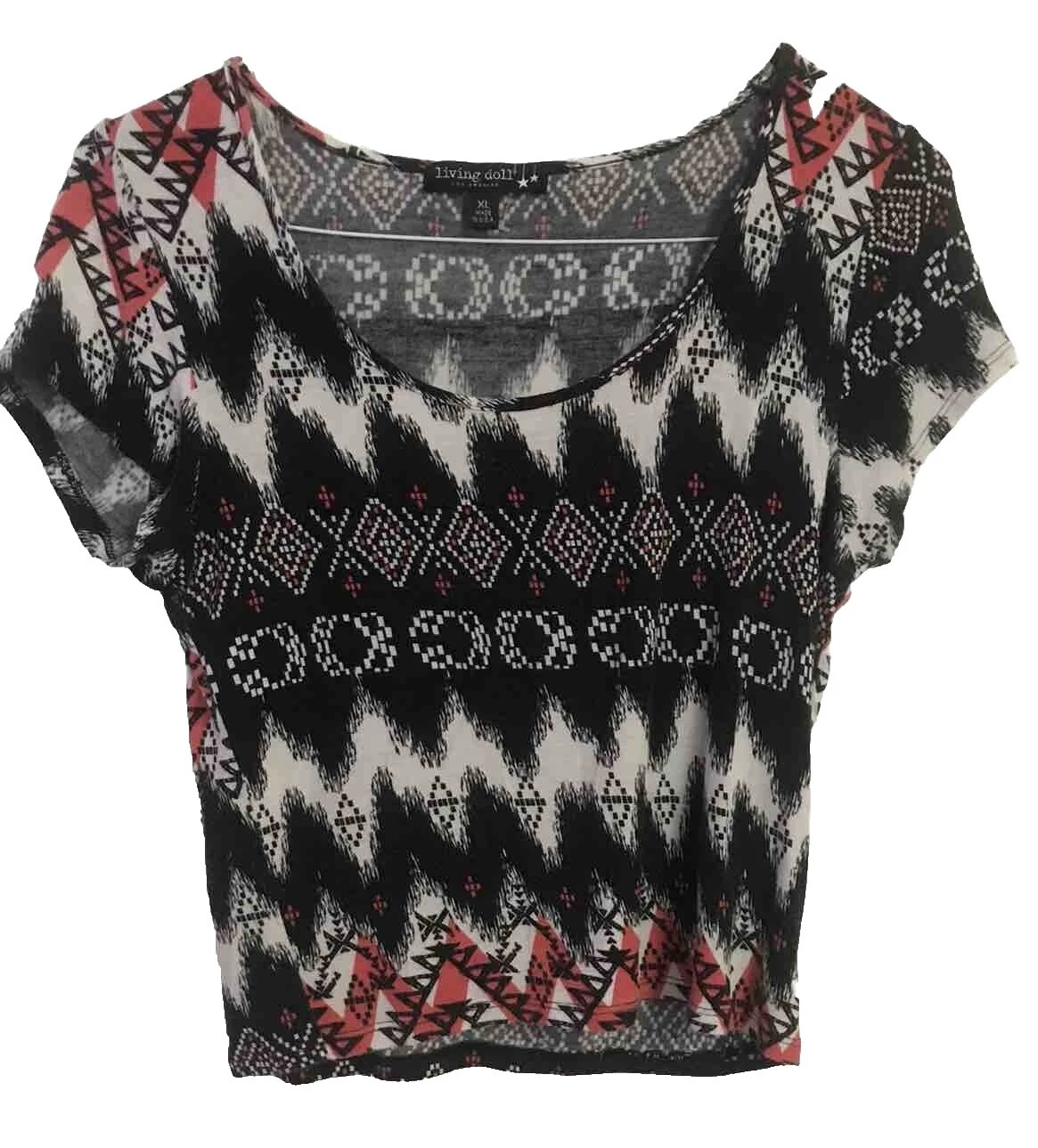 Mujer Living Doll geométrica