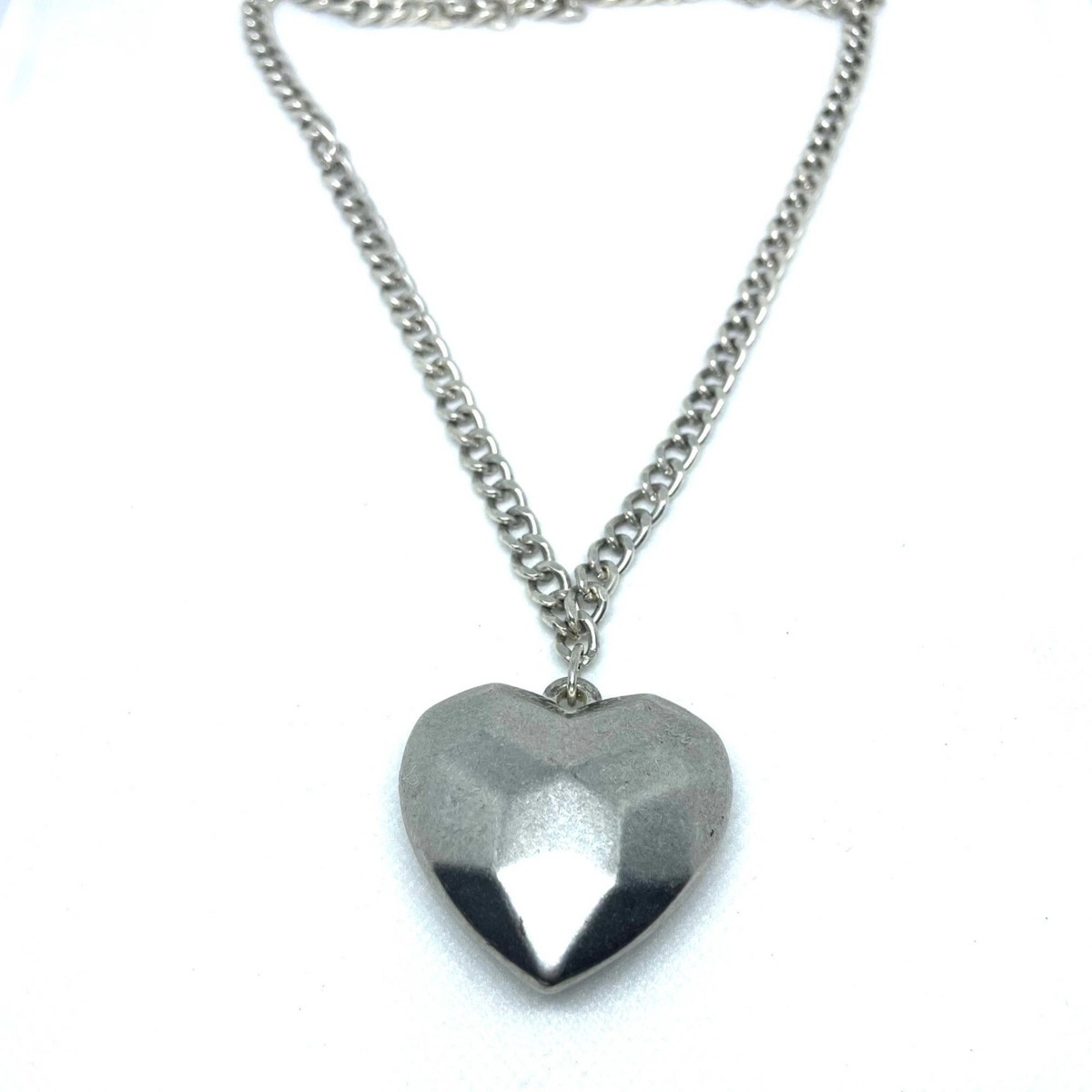Aeo Puffy Heart Chain Necklace Silver Tone Minimalist Love 
