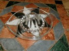 Ancien presse citron agrumes en verre moulé diamètre 14cm vintage bec verseur