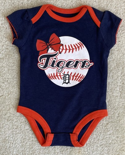 MLB Detroit Tigers Baby Girls' 3pk Bodysuits - 0-3M - Picture 4 of 6