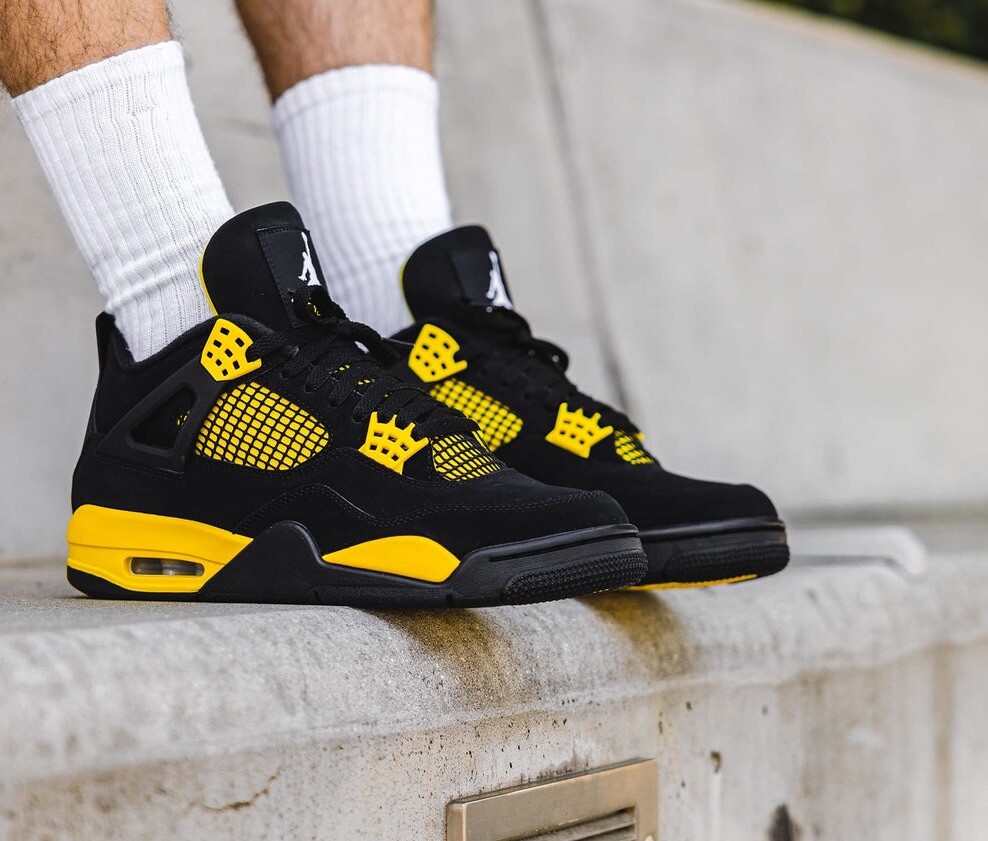 Air Jordan 4 Retro “Thunder” Black/Tour Yellow - Men's Size 9.5 | eBay