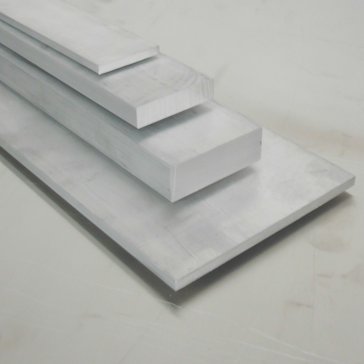 Aluminium Flachstange 30x20mm – Länge 100 Mm, EN AW-6026LF, Bleifrei – Ideal Zum Drehen, Fräsen & Bohren