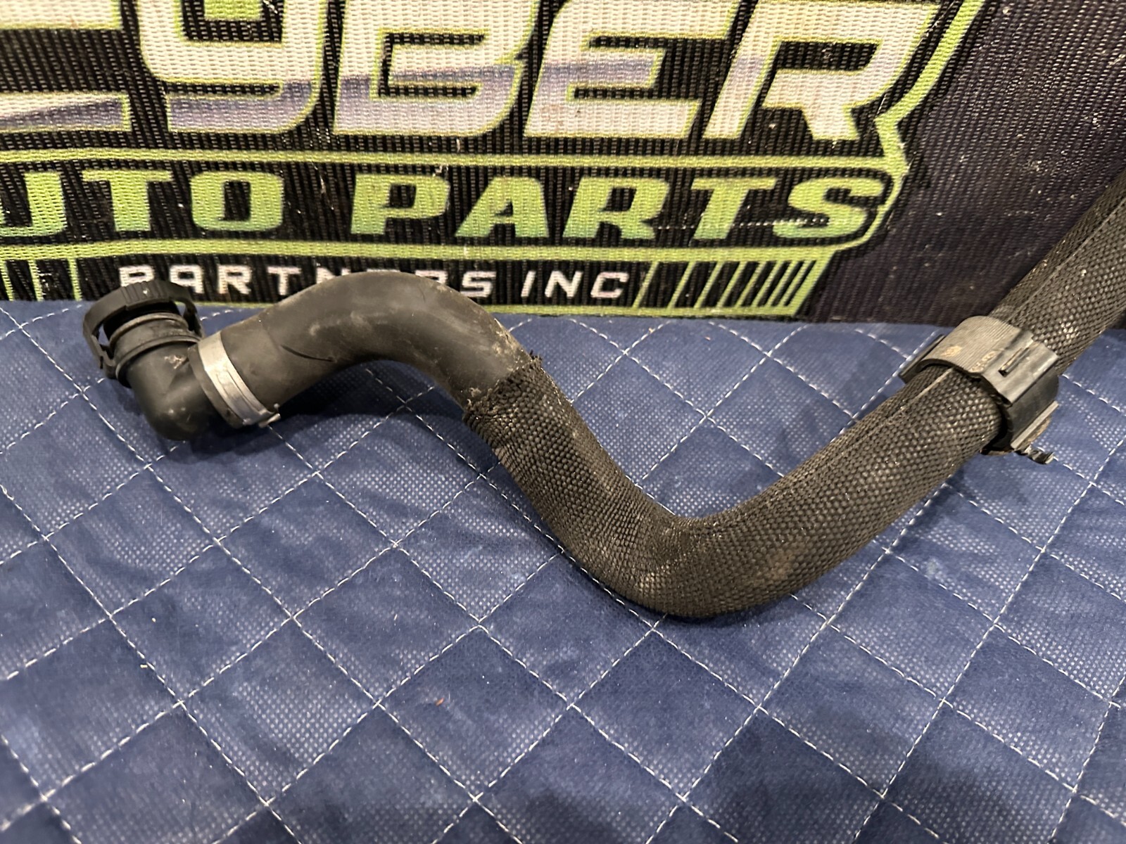 2017 AUDI R8 CONNECTING RIGHT PIPE HOSE 4S0131605A 4S0 131 605 A