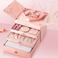 Cosmetics Set