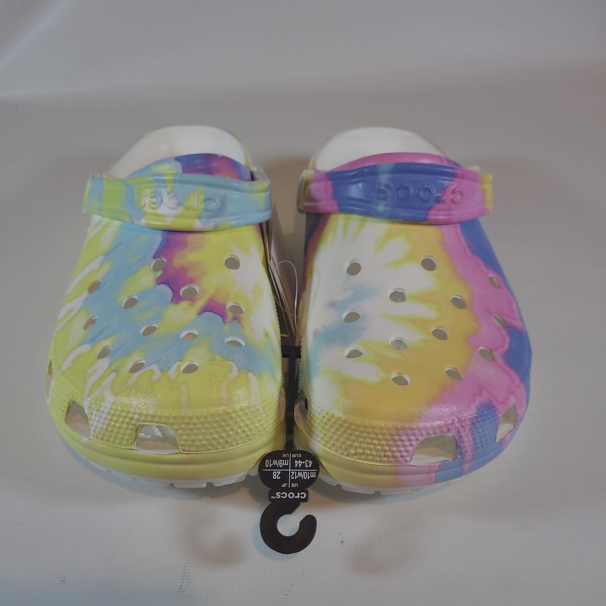 Crocs Classic Tie Dye Clogs Mens 10 Womens 12 Multi Color Rainbow 205453 Crocs Classic Tie-Dye Graphic Clog Size Men main image 4
