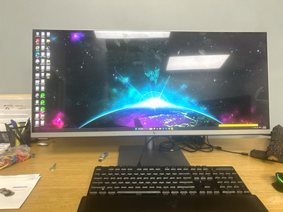 HP Envy 34 34in AIO Intel Core i7 16GB RAM 1TB SSD RTX 3060 Win11