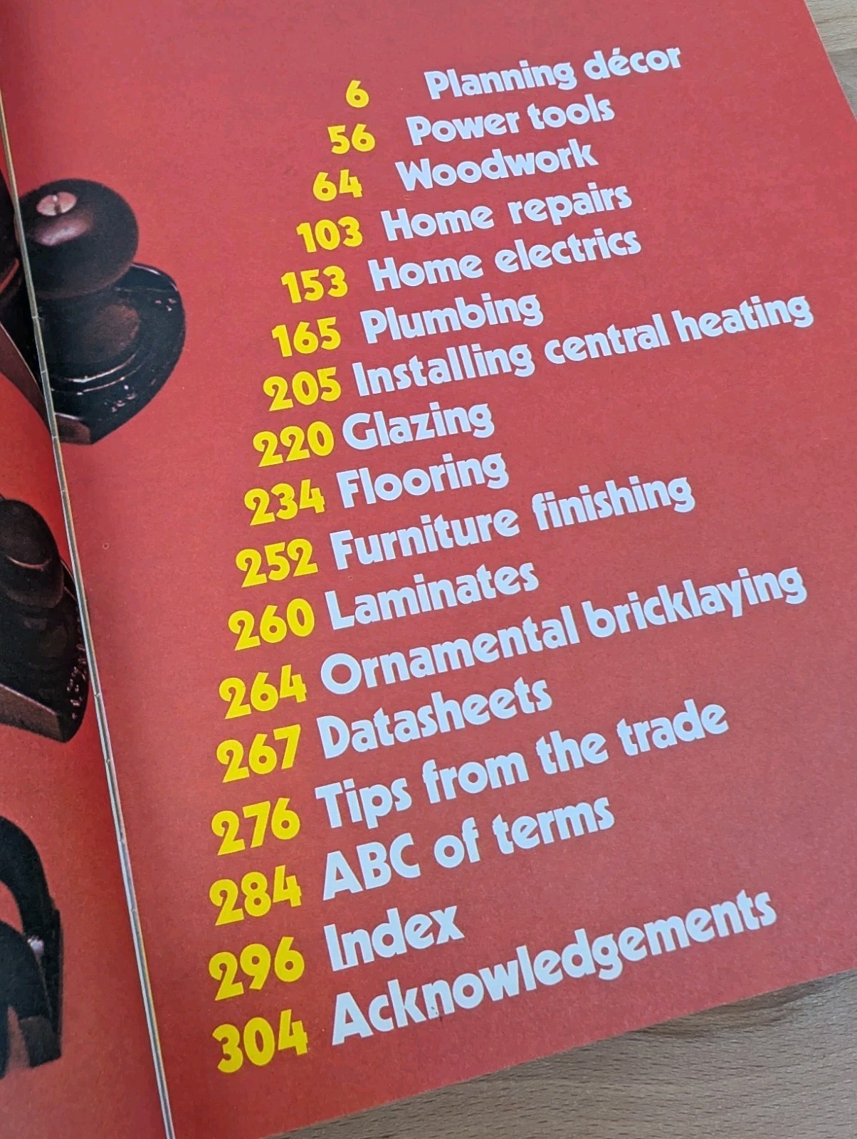 The Home Handyman Encyclopedia Hardback Vintage Full Colour. DN5009 image 8