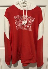 University Of Wisconsin Badgers NCAA Box Seat Red Pullover hoodie Size XXL EUC