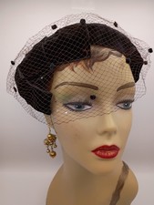 Vtg 1950s Black Velvet Ladies Ring Dress Hat with Brown Veil Netting Union Made