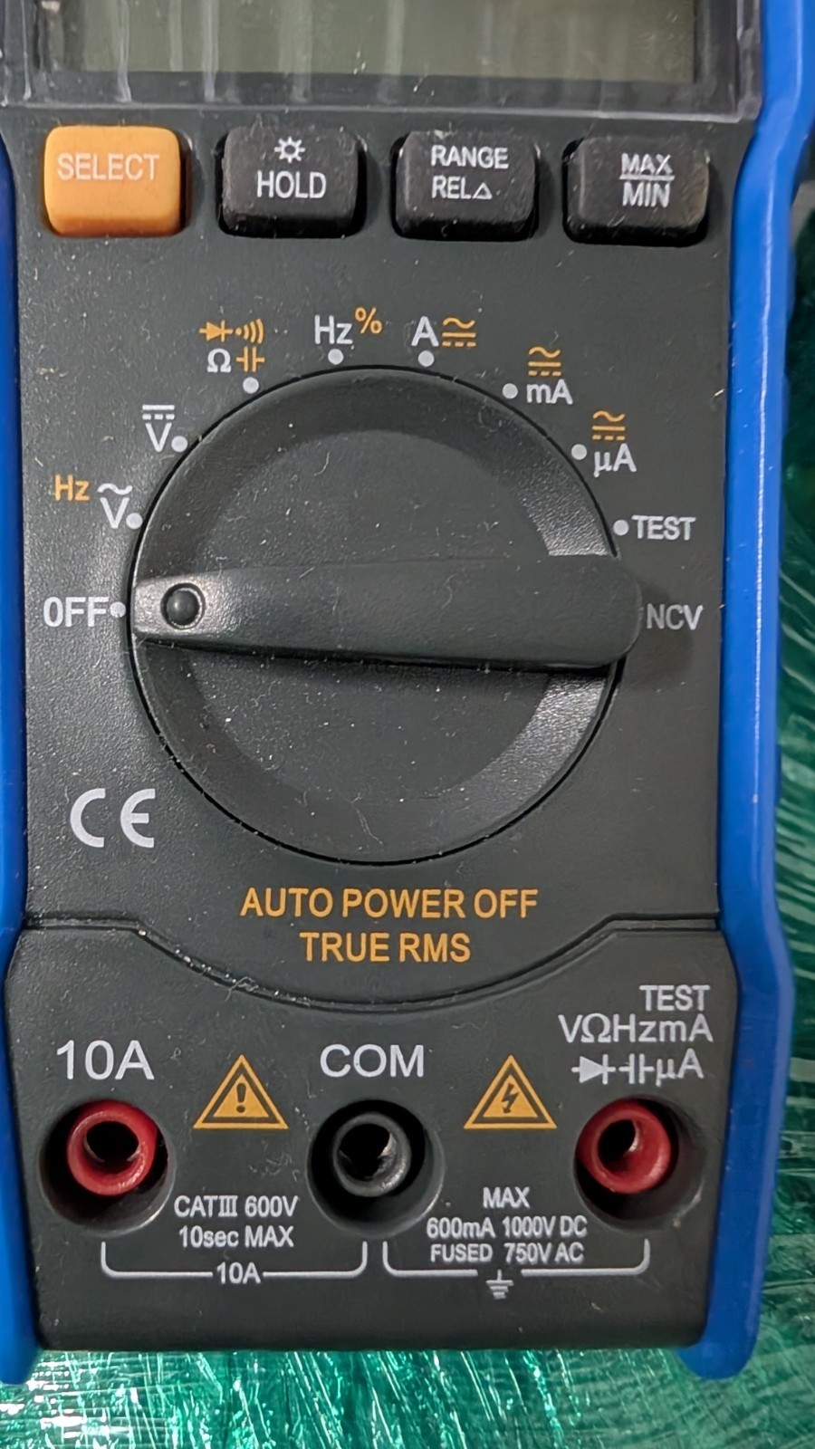 MCH MCH-108 True RMS Digital Multimeter 6000 Count NCV CAT III Auto Power Off
