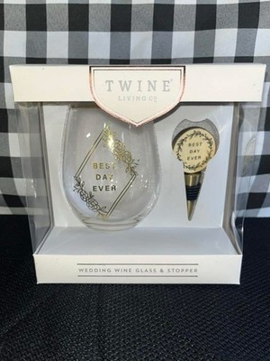 Twine Living Co Wedding Wine Glass & Stopper Set Clear Glass Decorated Two-Piece
