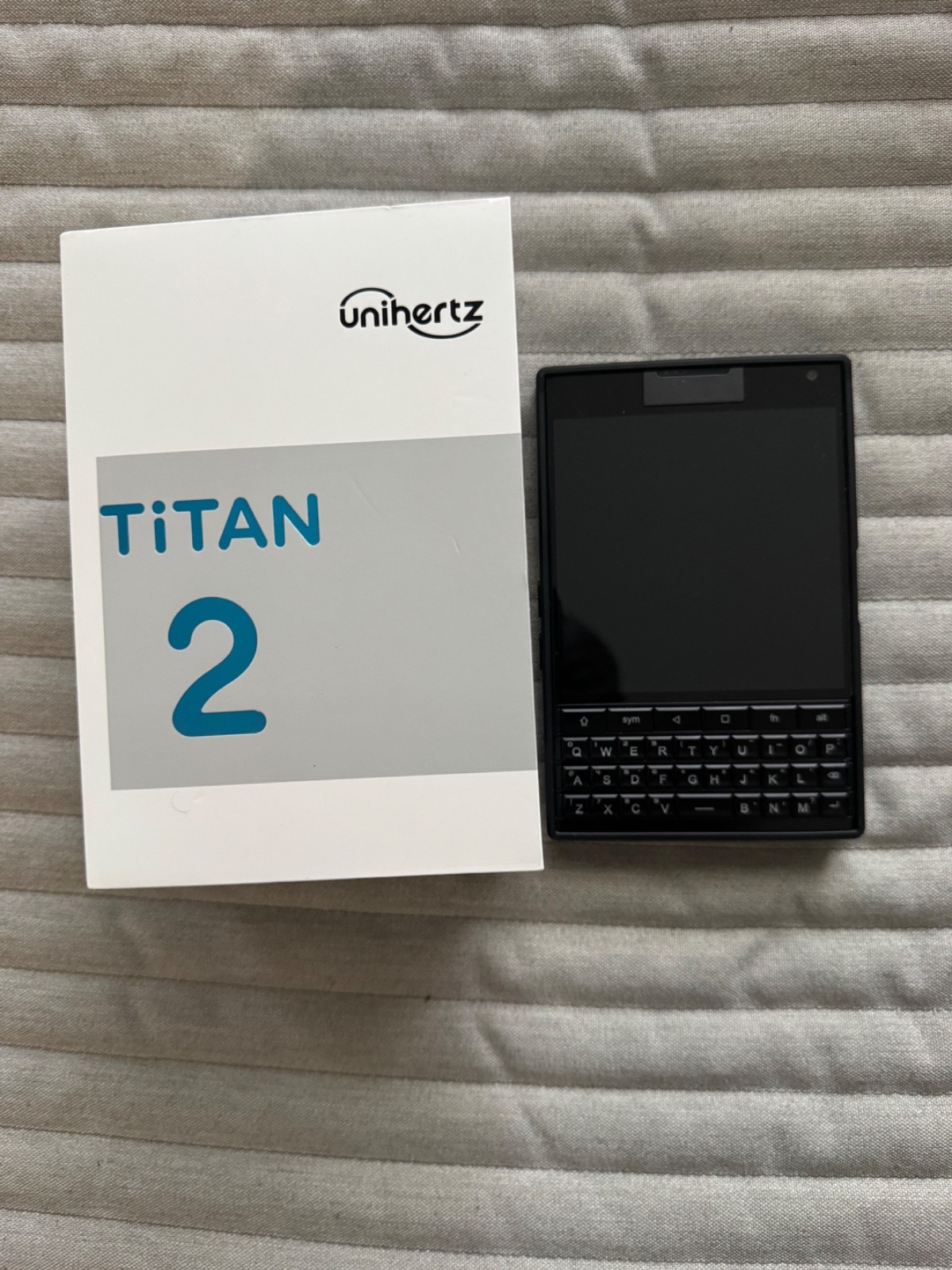 Unihertz Titan 2 The Latest 5G QWERTY Physical Keyboard Smar