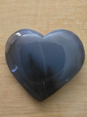 Polished Orca Agate Heart-Shaped Stone Crystal Specimen 3.06 in 5.8 oz