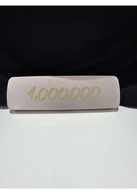 Makeup Revolution 1.000.000 Lidschattenpalette   8 Farben   Rosé & Nude