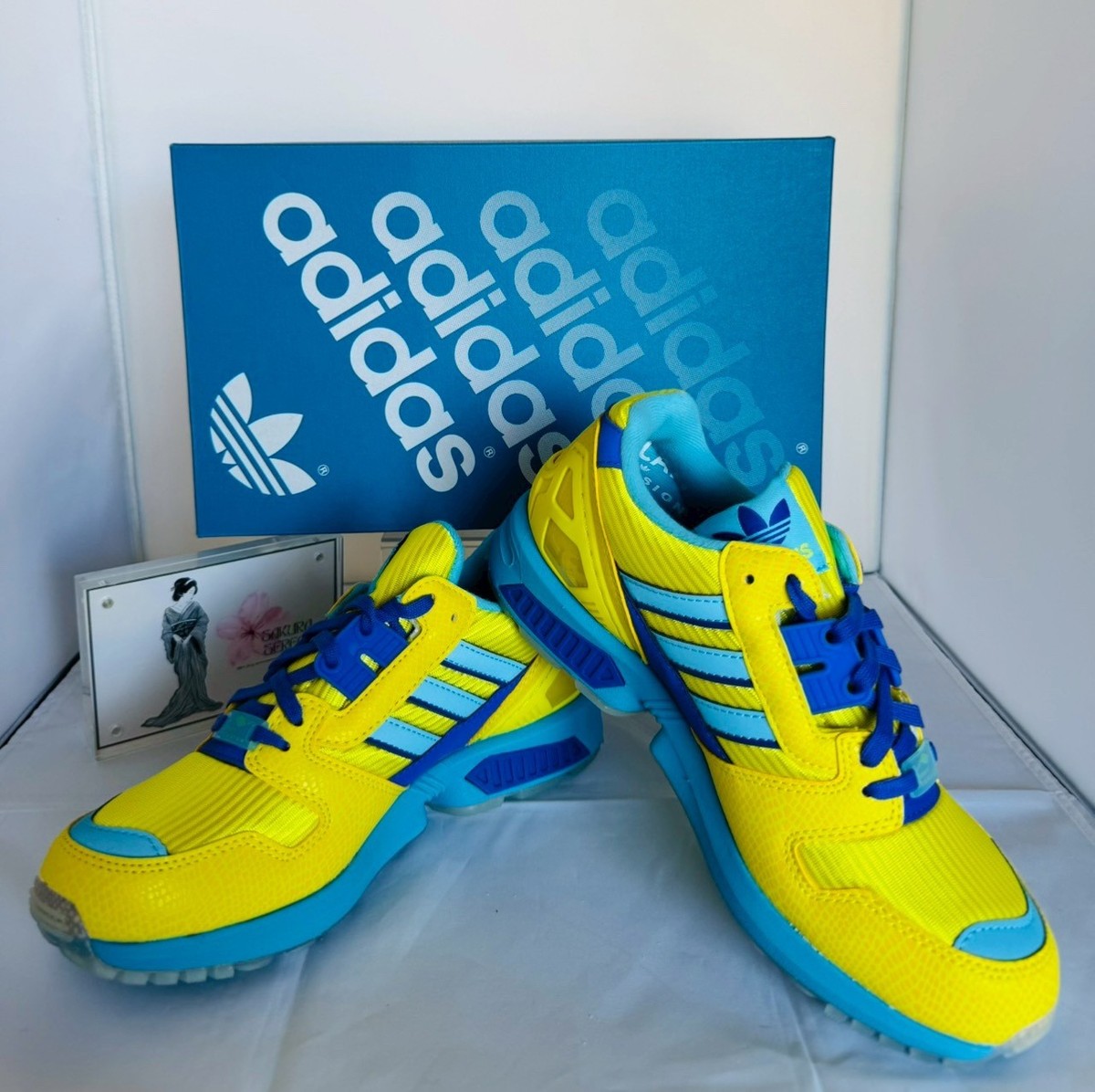 atmos × adidas Originals ZX8000 Ura atmos × adidas Originals