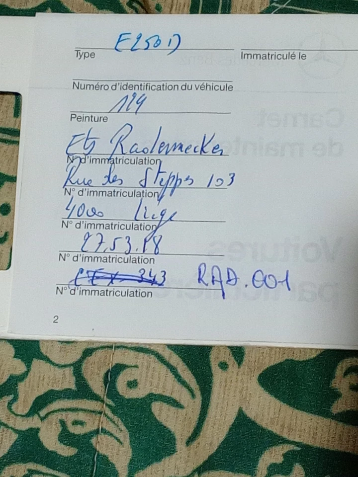 Mercedes W124 Libretto Uso E Manutenzione Notice D'entretien Carnet De Maintence - Immagine 2 di 3