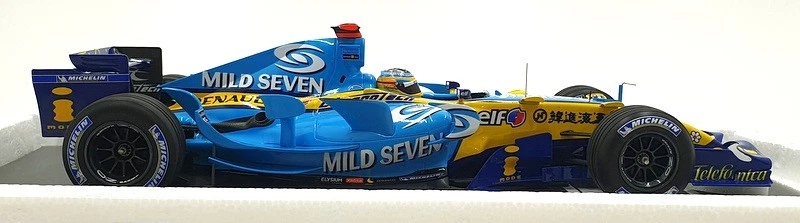 Minichamps 1/18 Scale 117 061601 - Renault F1 Team R26 China GP 2006 - Alonso - Image 3 of 4