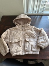 Old Navy XS 5 Kids Water-Resistant Hooded Water Resistant Jacket Tan Puffer