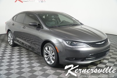 2015 Chrysler 200 Series S Used 2015 Chrysler 200 S FWD Sedan 31Dodge KCDJR Stk # X2304