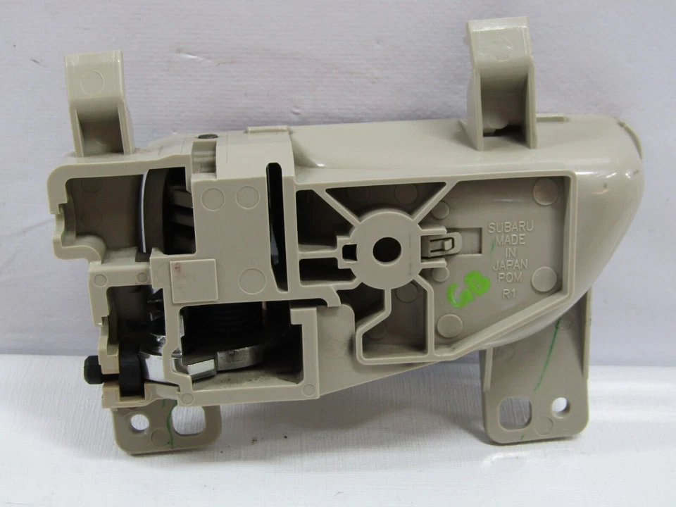 Manija interior de la puerta del pasajero trasero derecho Subaru Impreza 2008-2014 OEM Foto 2 de 3
