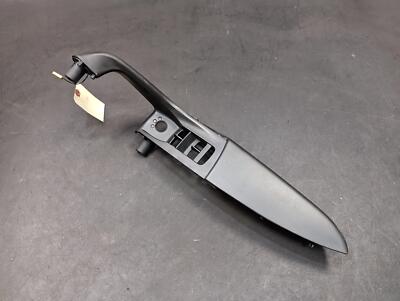 Front Left Door Pull Handle 2018 Audi Q3 8U1867171 2015 2016 2017 