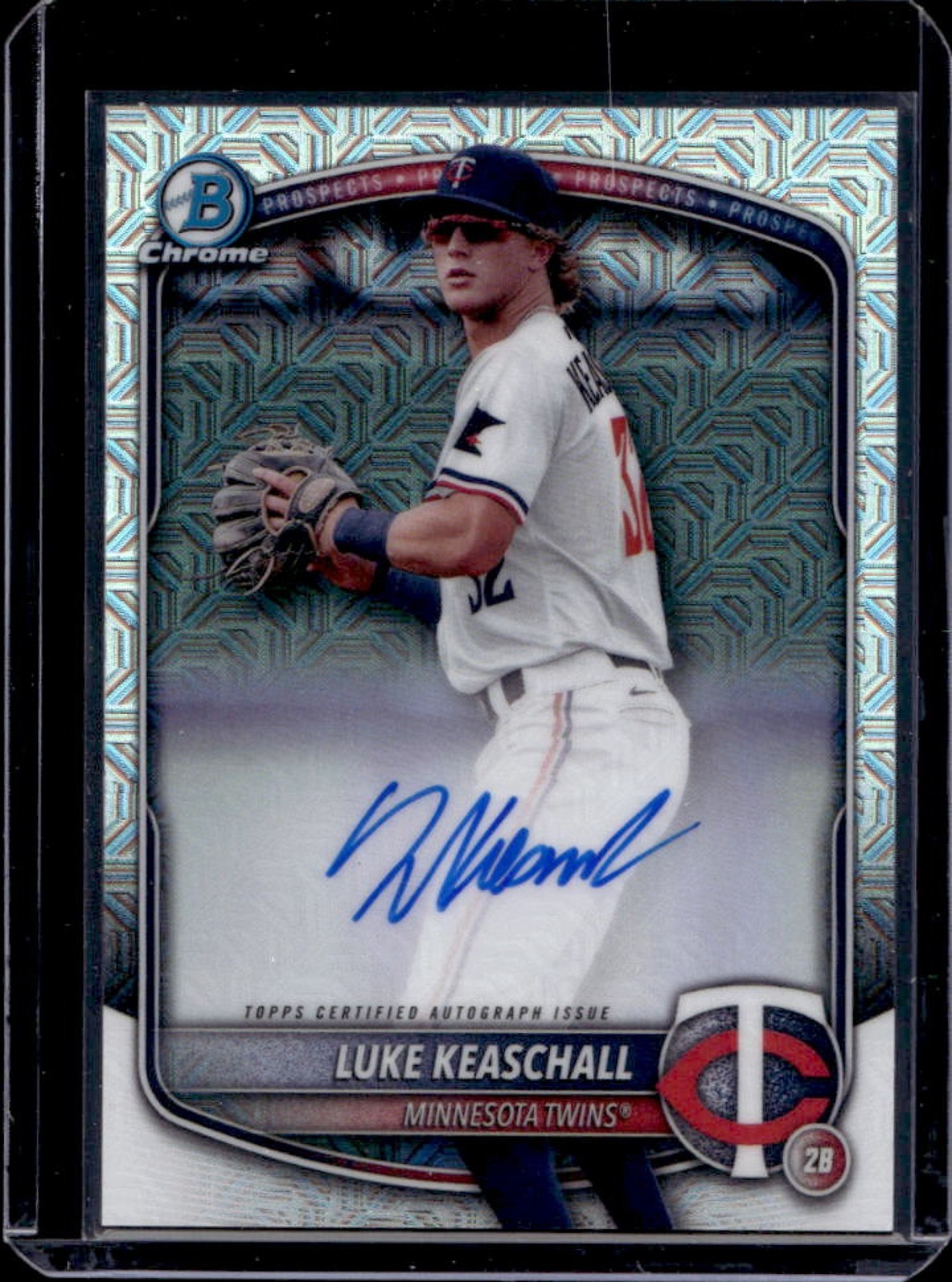 2025 Bowman Luke Keaschall Chrome Prospect Auto Mega Box Refractor #BMA-LK Twins