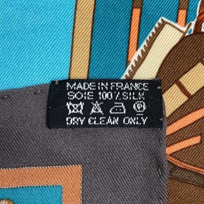 HERMES Carre70 Pani la Shar Pawnee Silk ScarfTurquoise Blue(Kermit