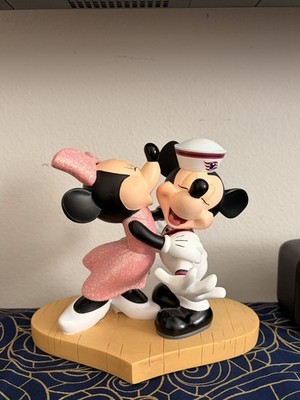 Disney Cruise Line Mickey & Minnie Shipmates Figure Statue Kiss