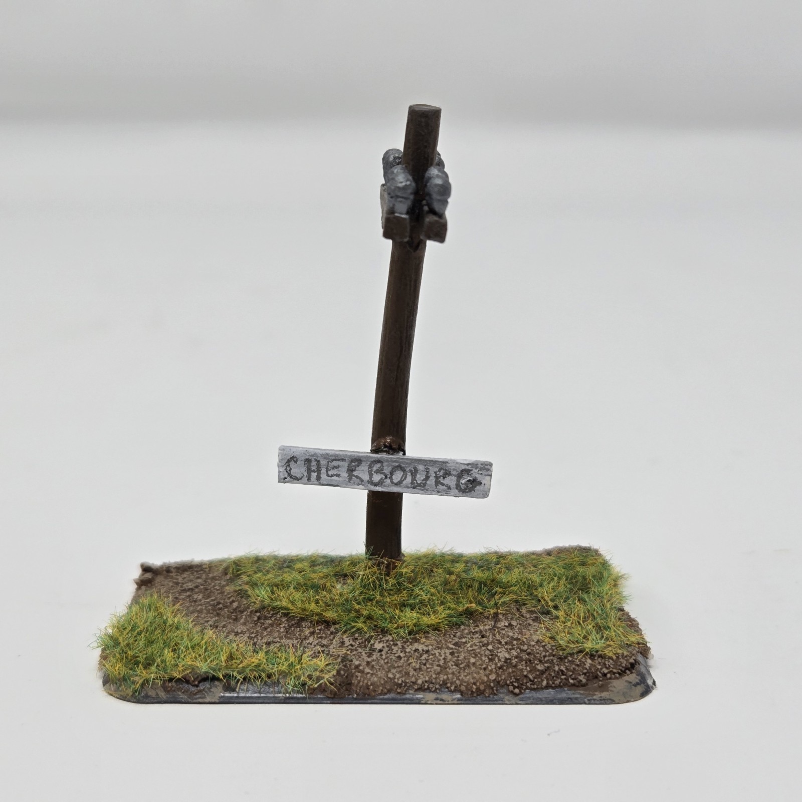 Battlefront Flames of War Telegraph Poles and Sign Post (XX703) Painted Rare OOP