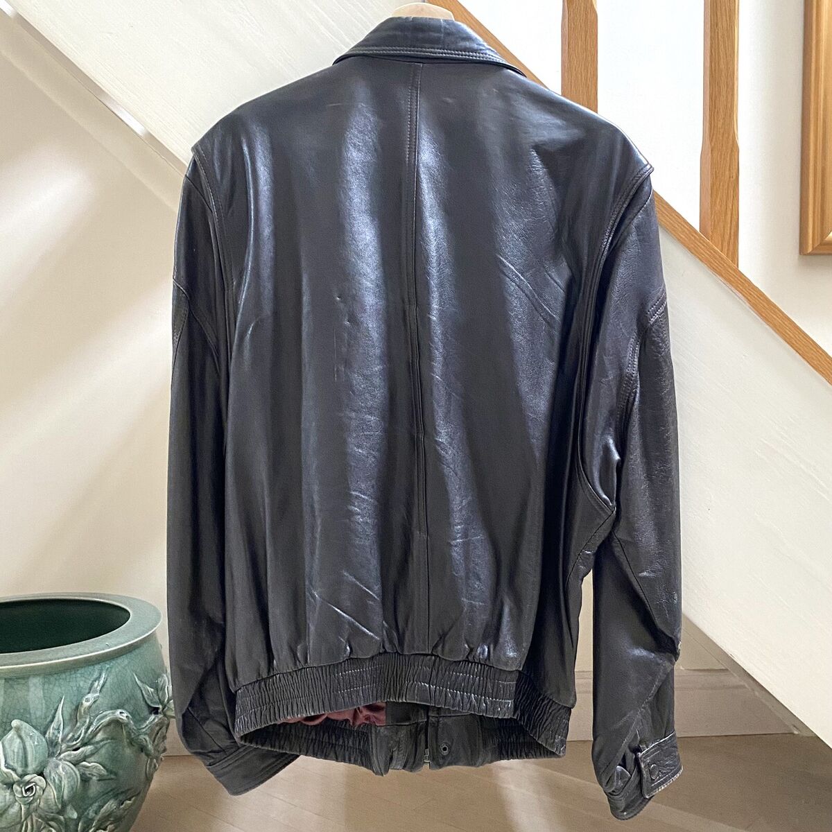 VINTAGE SAKS FIFTH AVENUE NETO LEATHER JACKET MEN'S SIZE 46 VINTAGE SAKS FIFTH AVENUE NETO LEATHER JACKET MEN'S SIZE 46