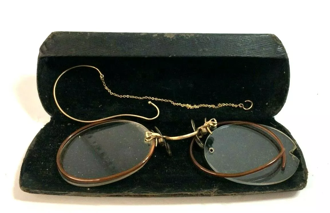 Vintage Eyeglasses with Case W.T. Nelson Jewelry Knoxville TN Damaged