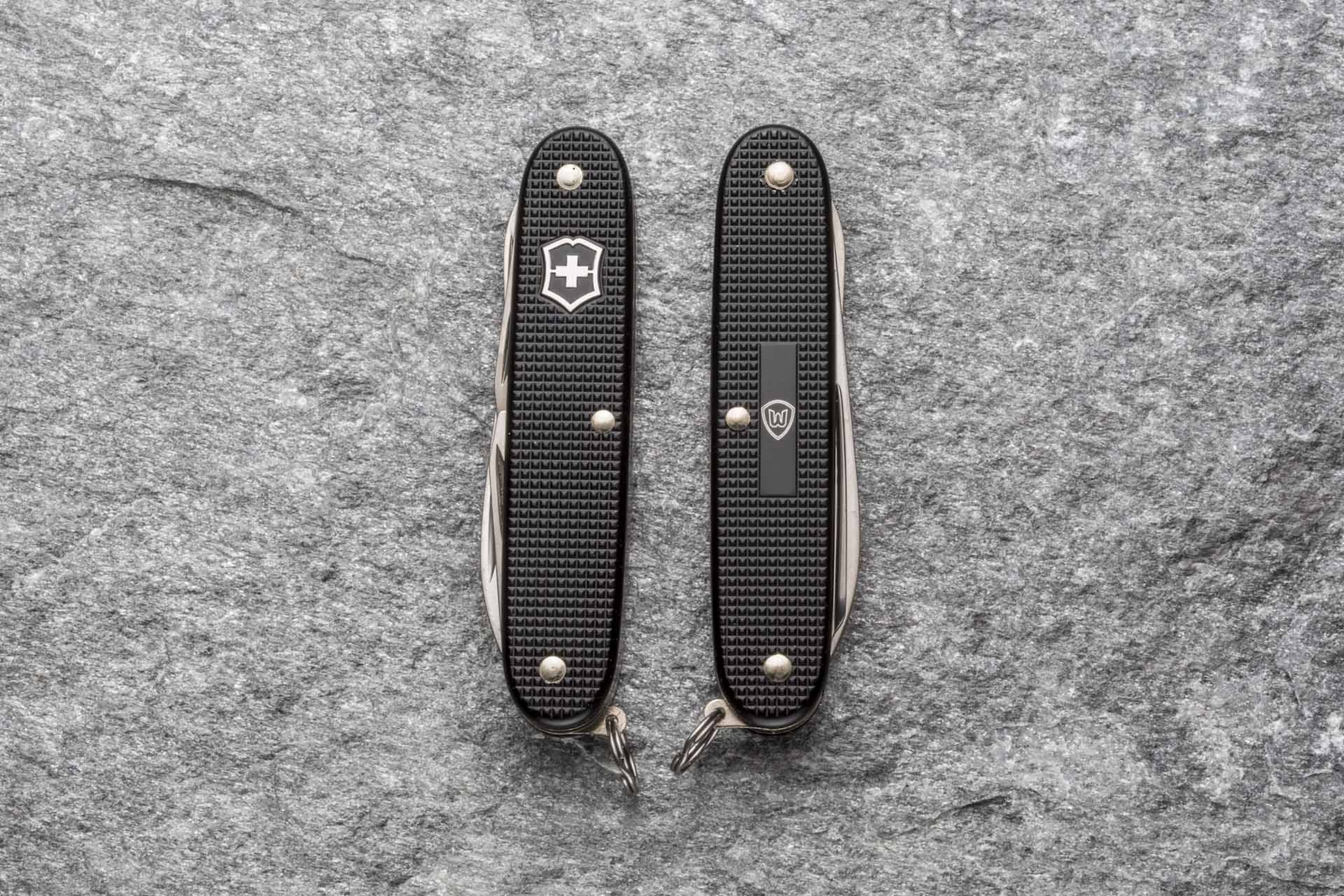 Victorinox Pioneer X Alox Schwarz mit Schere Sonderedition Wanger