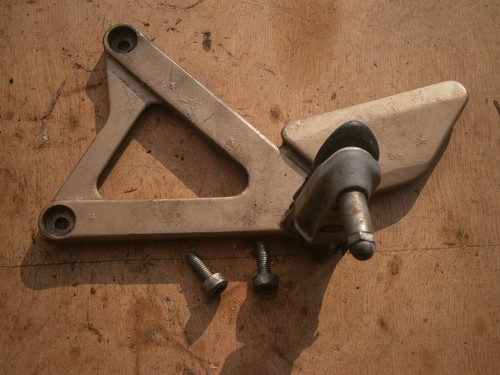 HONDA NSR 125 1989 1990 1991 JC 20 R F SP PEDANA PEDALINA ANTERIORE SX ORIGINALE - Imagen 2 de 8
