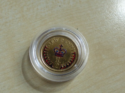 Elizabeth II Threepence, Farthing ... or Crown Choose Plated or Enamelled Gilt - Picture 53 of 96