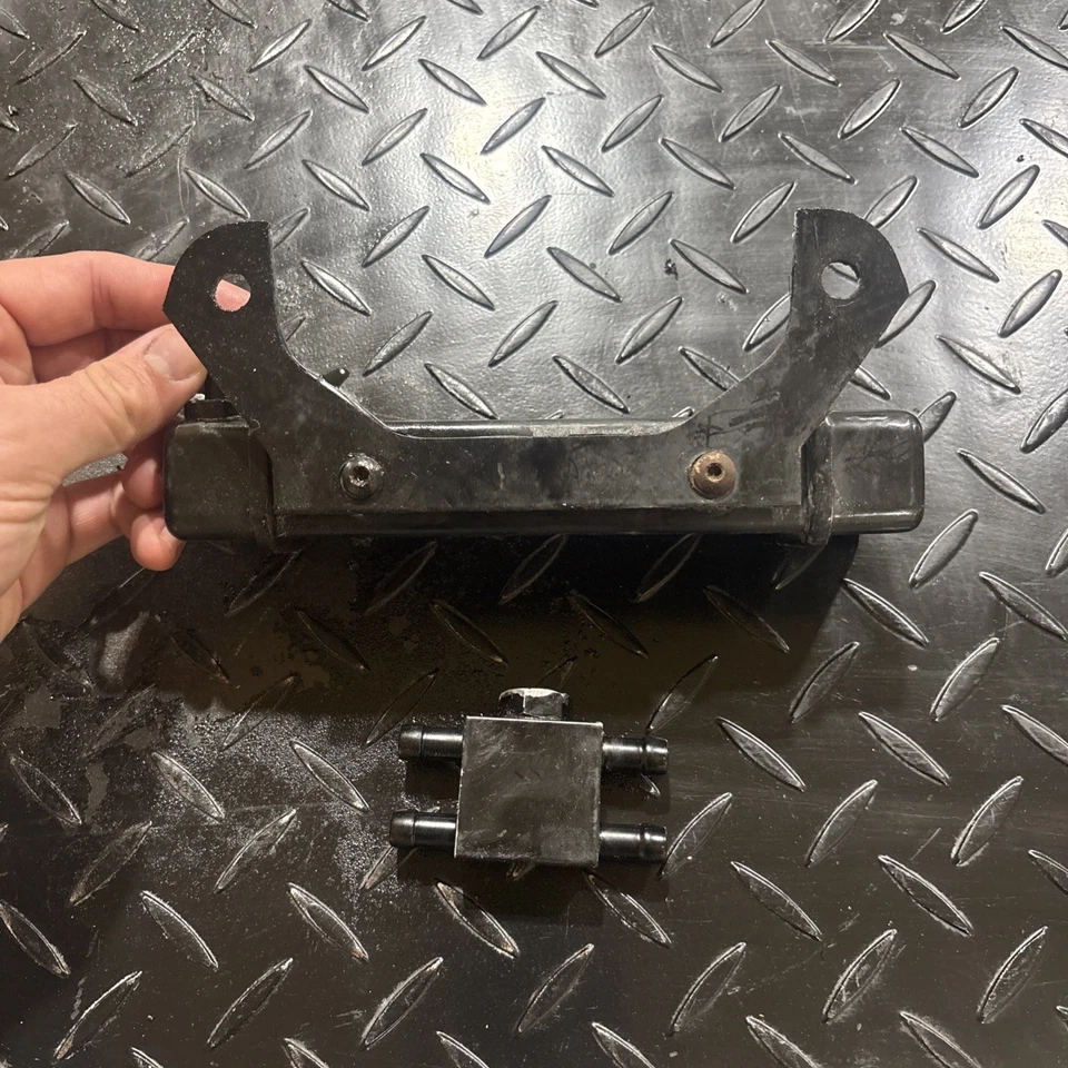 Harley Touring FXR Jagg Oil Cooler With Thermostat 5 Row Low Mount 1984-2008 - Image 2 of 4