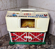 Fisher-Price Family Farm Barn Playset Carry Case w/ White Fence 915 1967