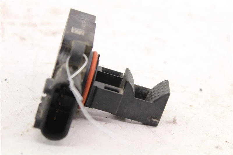 Mass Air Flow Sensor Meter MAF CTS Escalade Escalade ESV Escalade 09-14 993582 - Image 2 of 3