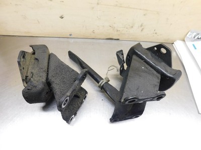 85-95 Toyota Pickup Truck 4Runner 22RE Engine Motor Mounts Brackets
