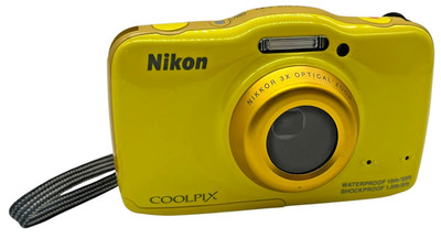 Nikon Coolpix S32 13.2MP Digitalkamera FULLHD Gelb Unterwasser getestet