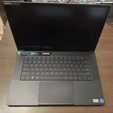 Razer Blade 15 QHD 240Hz/ intel Core i7-13800H / RTX 4070 NOT WORKING