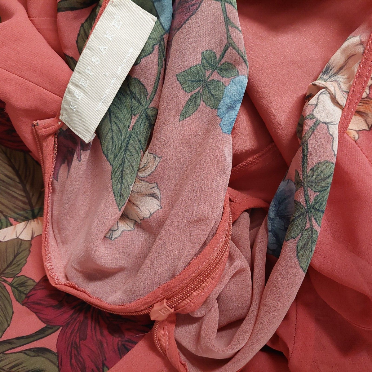 keepsake the label pink floral dress It's Coming Up Flowers :: Floral Dress with Pockets