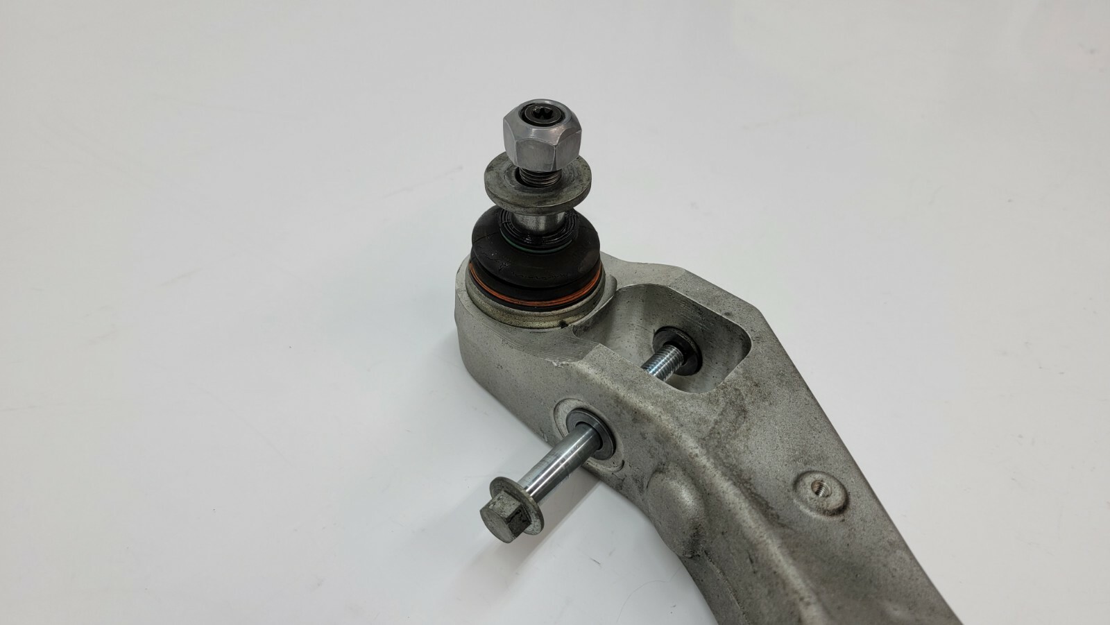 MCLAREN 650 S FRONT LEFT DRIVER SIDE LOWER CONTROL ARM OEM 11B0067CP