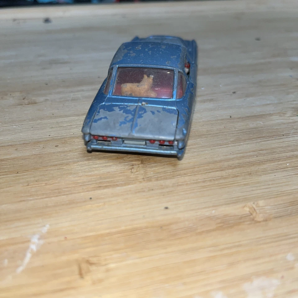 Juguetes Corgi #241 Ghia L6.4 usados con motor Chrysler V8 #135 Foto 4 de 4