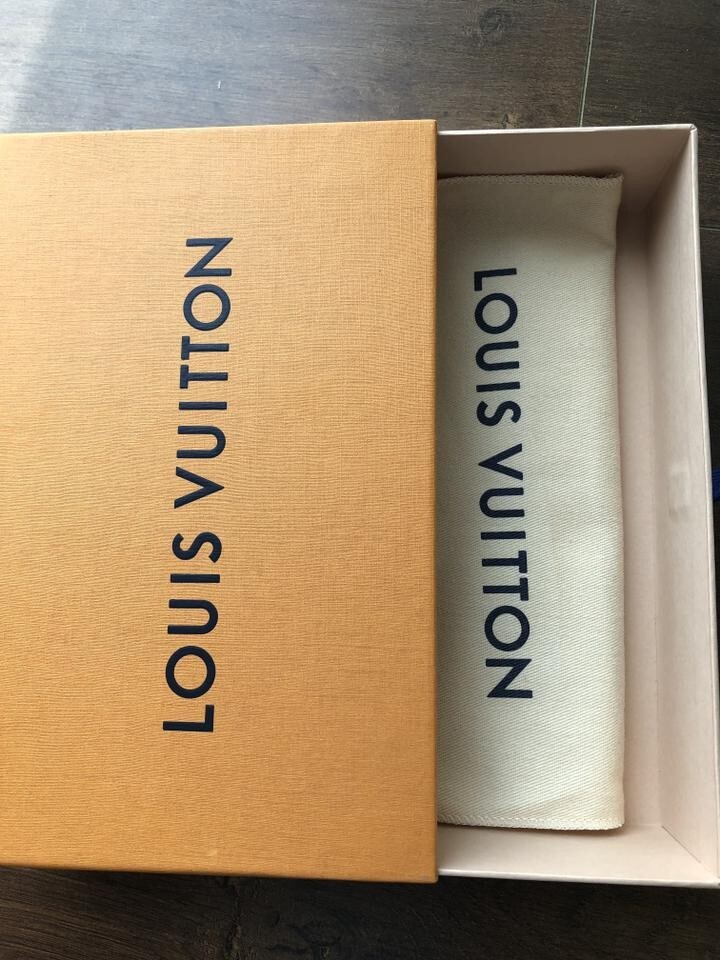 New Louis Vuitton Navy Felicie Leather Zipped Card Holder Insert