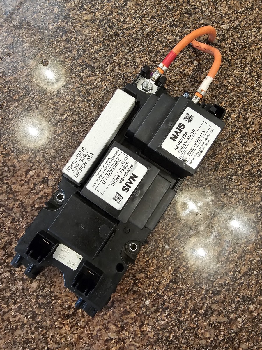 Lexus RX RX400h U3 fuse Relay box G3843-48010 G3842-48010 41401592