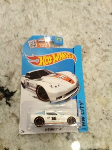 Hot Wheels HW City ’09 Corvette ZR1 1:64 Die Cast Car