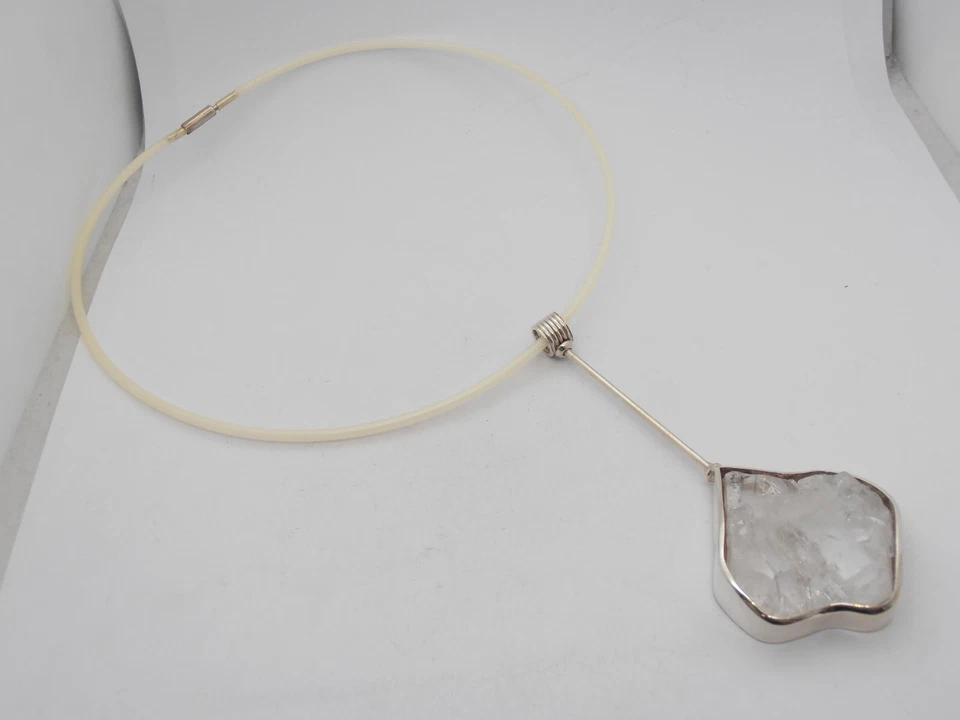 Ciondolo in Argento 925 con Quarzo naturale e Girocollo trasparente - Immagine 4 di 4