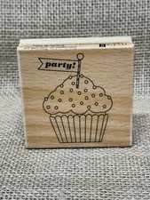 Studio G Wood Mounted Rubber Stamp - Party Cupcake