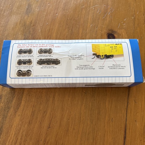 BACHMANN Silver Series Old -Time Baggage w/Rounded-End Clerestory Roof PRR 15302 - Picture 11 of 11